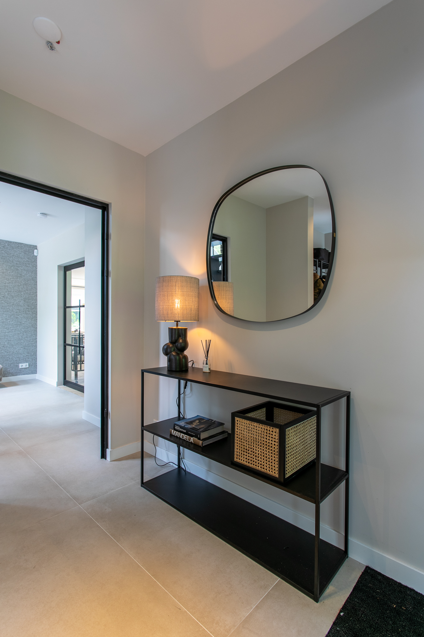 placeholder image-sq