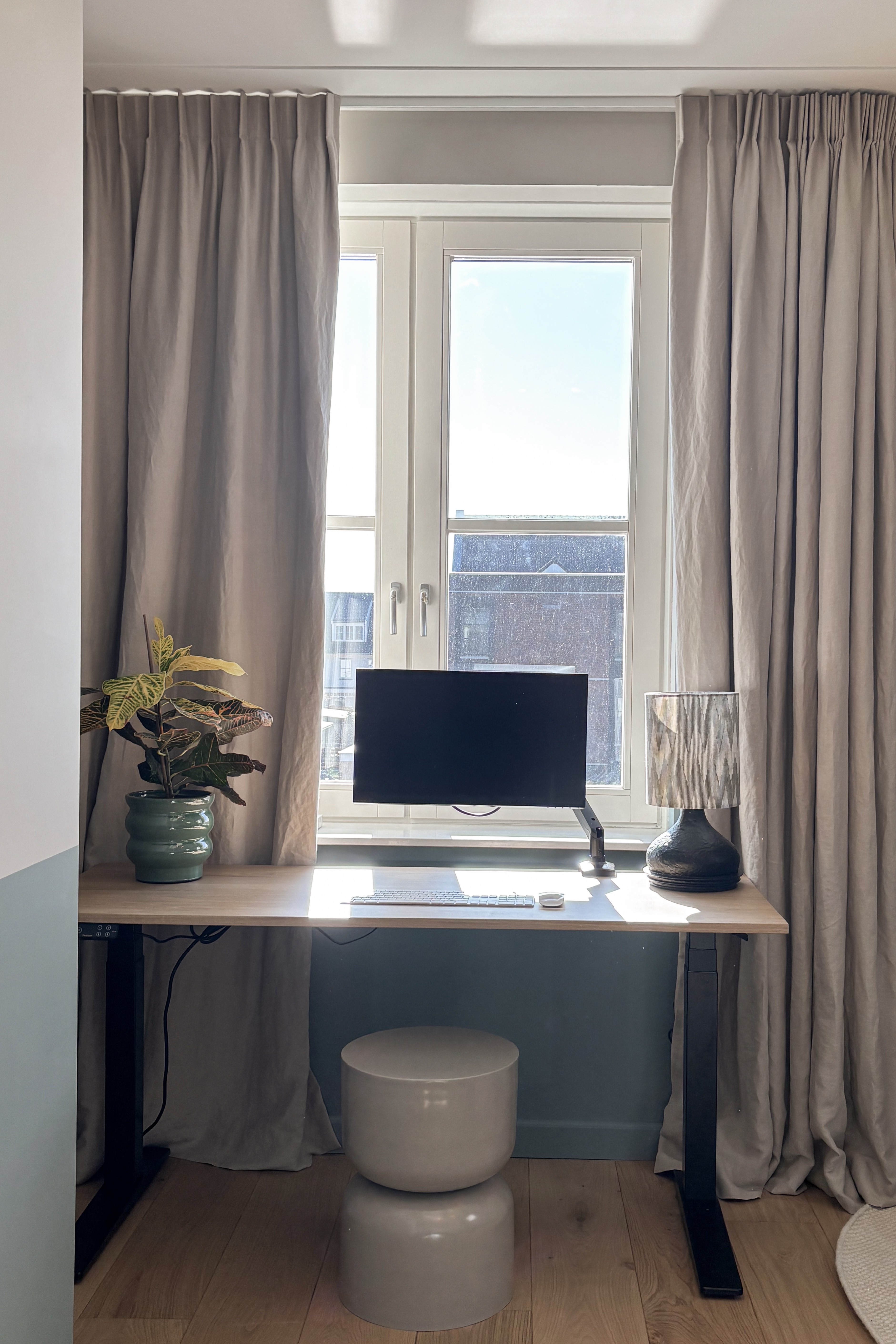 placeholder image-sq