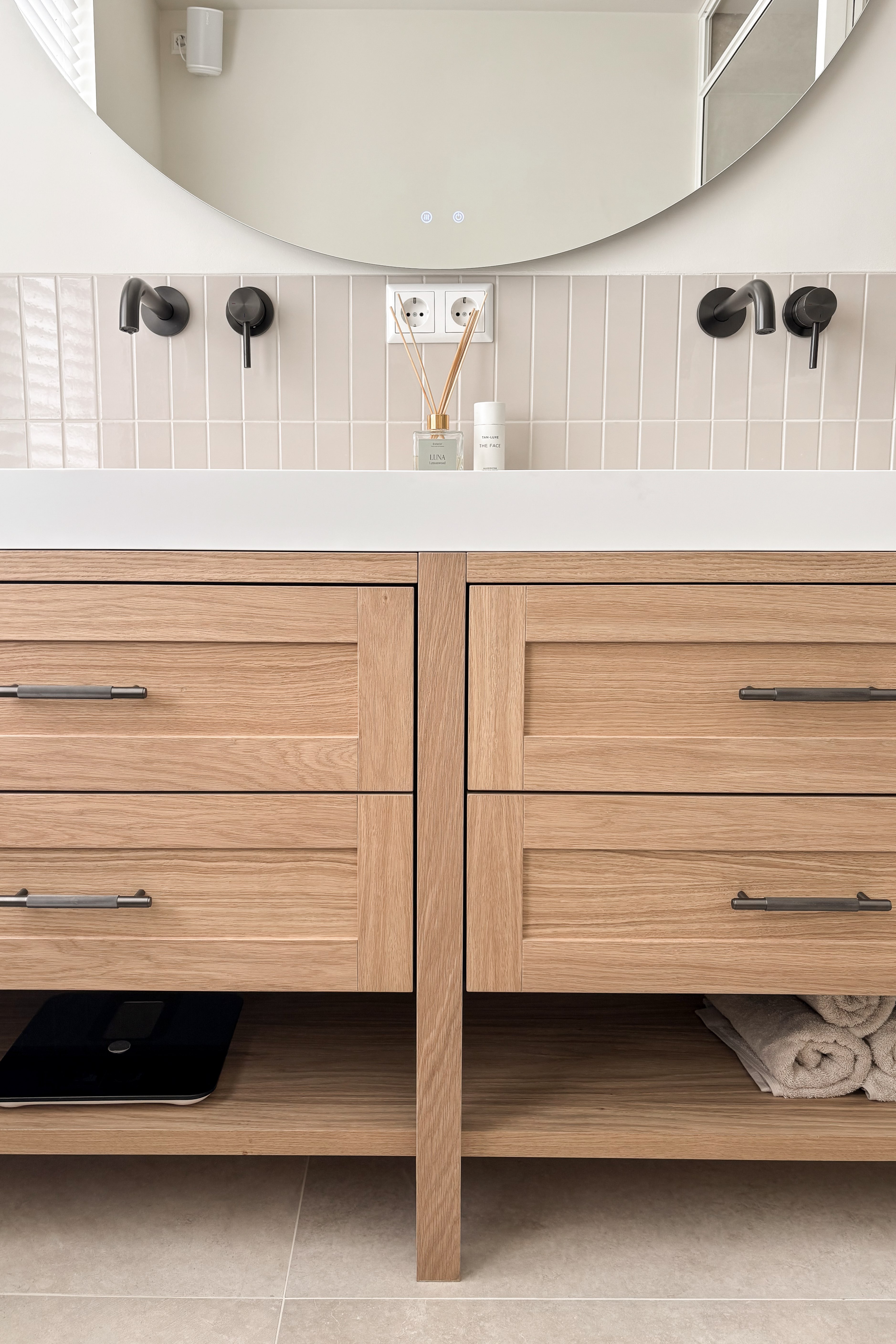 placeholder image-sq