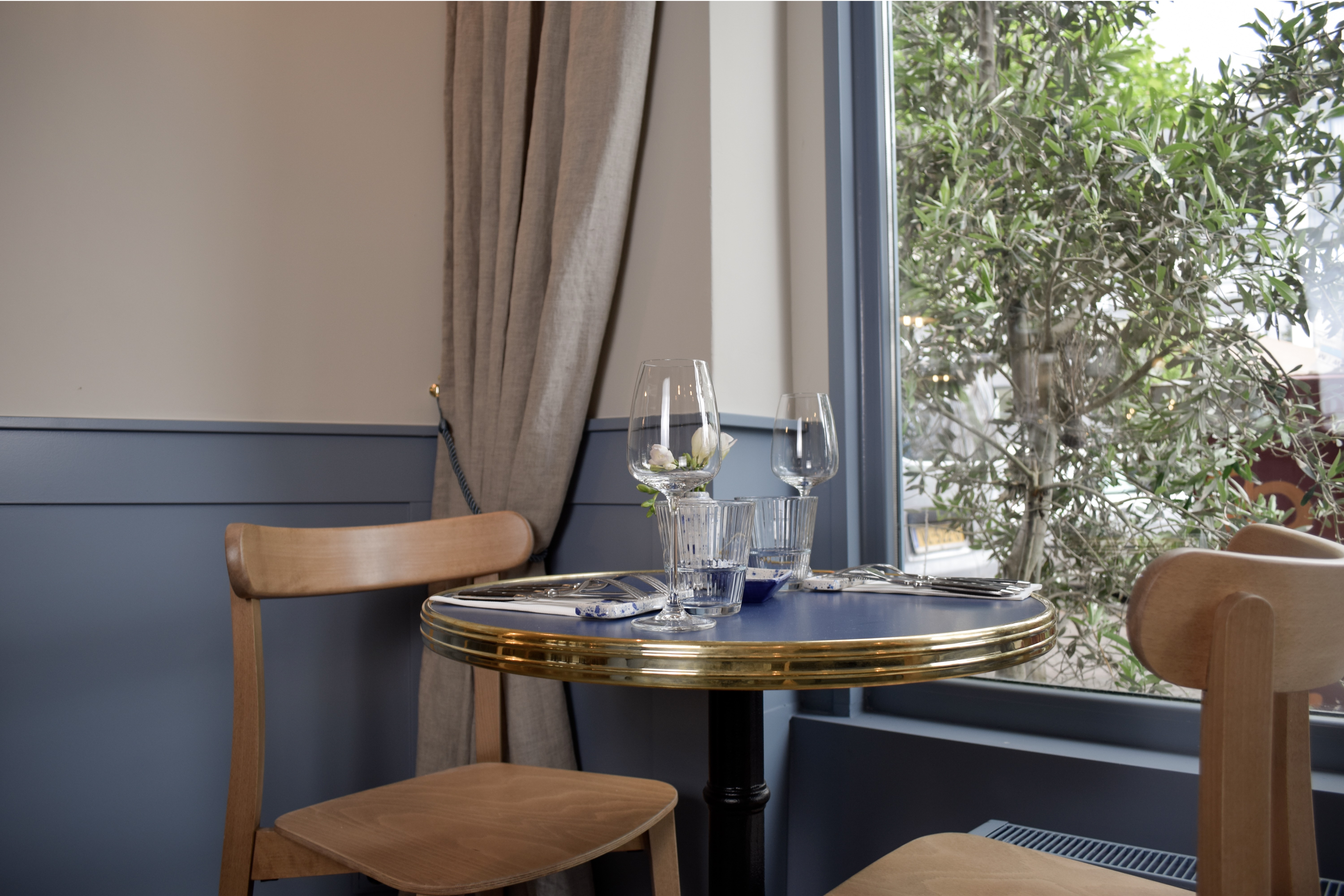 placeholder image-sq